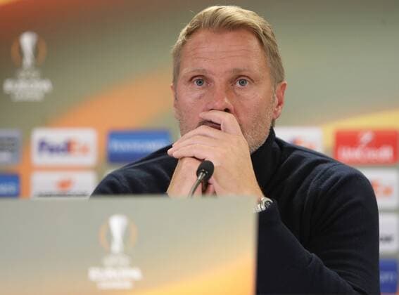 SOCCER - EL, A.Wien vs Roma, preview VIENNA,AUSTRIA,02.NOV.16 - SOCCER - UEFA Europa League, group stage, FK Austria Wien vs AS Roma, preview, press conference PK Pressekonferenz of A.Wien. Image shows head coach Thorsten Fink (A.Wien). GEPAxpictures xChristianxOrt