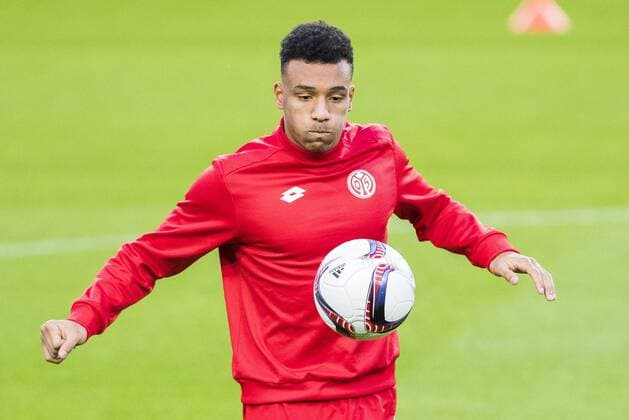 Mainz midfielder Karim Onisiwo pictured in action during a training session of German soccer club 1. FSV Mainz 05, Wednesday 02 November 2016 in Brussels. Tomorrow Mainz is playing the fourth game of the group stage of the Europa League competition against Belgian team RSC Anderlecht, in the group C. LAURIExDIEFFEMBACQ  x04971207x