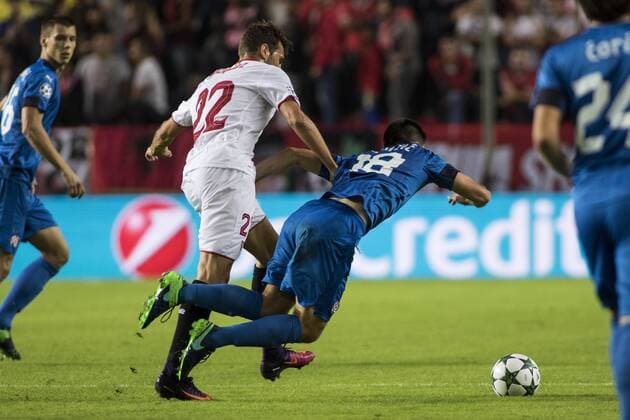 November 2, 2016 - Seville, Spain - Domagoj Pavicic of Dinamo Zagreb (R ) fights for the ball with Franco Vazquez of Sevilla (L ) during the UEFA Champions League Group H soccer match between Sevilla FC and GNK Dinamo Zagreb at Estadio Ramon Sanchez Pizjuan Soccer 2016 - Sevilla FC vs GNK Dinamo Zagreb - ZUMAa142 20161102_zap_a142_001