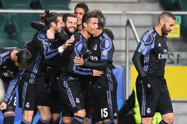 Fußball, CL, Legia Warschau - Real Madrid Fußball Champions League 2016 2017 Legia Warschau - Real Madrid Gareth Bale Cristiano Ronaldo  20161102LUK0193
