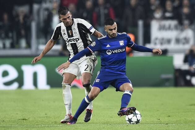 Champions League 2016 2017 Juventus Turin - Olympique Lyon Stefano Sturaro-Rachid Ghezzal 