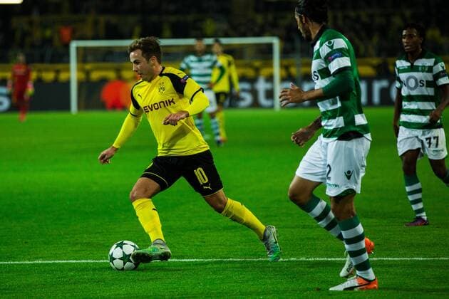 GER, Champions League, Borussia Dortmund vs Sporting Lissabon 02.11.2016, Signal Iduna Park, Dortmund, GER, Champions League, Borussia Dortmund vs Sporting Lissabon, im Bild picture shows: Mario Götze Goetze (BVB 10), nordphotox xRauch