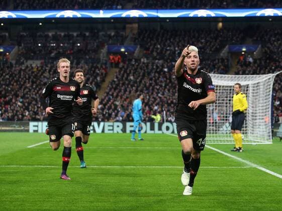 Bilder des Tages - SPORT Leverkusen s Kevin Kampl celebrates scoring his sides opening goal during the Tottenham Hotspur - Bayer Leverkusen Champions League group E match at the Wembley Stadium, London. Picture date November 2nd, 2016 Pic David Klein Sportimage EDITORIAL USE ONLY. No use with unauthorised audio, video, data, fixture lists, club league logos or live services. Online in-match use limited to 120 images, no video emulation. No use in betting, games or single club league player publications.