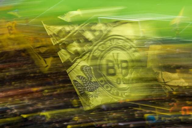 Dortmundfahne auf der Suedtribuene beim Champions League Spiel zwischen Borussia Dortmund und Sporting Lissabon am 02.11.2016 Dortmund Copyright: xSchülerx xEibner-Pressefotox EP_jse