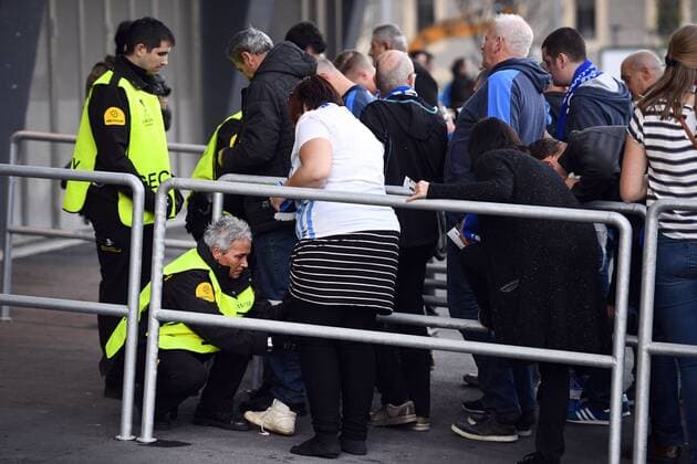 Genk s supporters pictured during a security check before the start of the soccer game between Spanish Club Athletic Bilbao and Belgian team KRC Genk in Bilbao, Spain, Thursday 03 November 2016, the fourth game of the group stage of the Europa League competition in Group F. YORICKxJANSENS  x04971559x