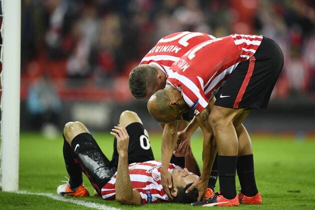 Athletic s forward Aritz Aduriz pictured after scoring during soccer game between Spanish Club Athletic Bilbao and Belgian team KRC Genk in Bilbao, Spain, Thursday 03 November 2016, the fourth game of the group stage of the Europa League competition in Group F. YORICKxJANSENS  x04971624x