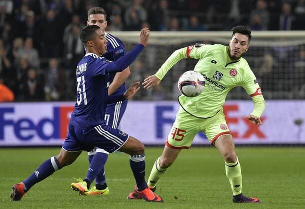 xtwx, 03.11.2016, Fussball Europa League, RSC Anderlecht - FSV Mainz 05, Gruppe C - 4. Spieltag Youri Tielemans (RSC Anderlecht), Suat Serdar (Mainz) Brüssel