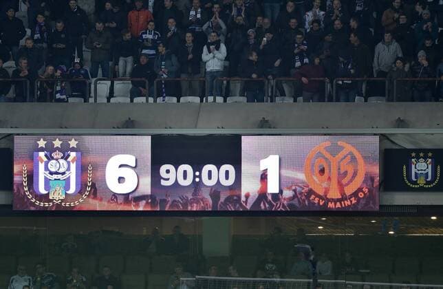 xtwx, 03.11.2016, Fussball Europa League, RSC Anderlecht - FSV Mainz 05, Gruppe C - 4. Spieltag Anzeigetafel mit Endergebniss Brüssel