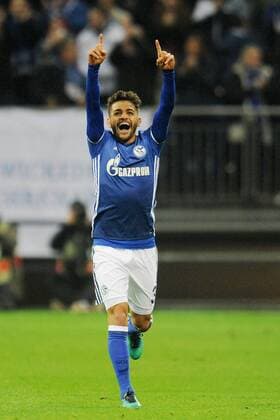 Torschuetze Junior Caicara ( Schalke 04 ) jubelt ueber seinen Treffer zum 1 : 0. 03.11.2016 --- Fussball --- Europaleague --- Schalke 04 vs FK Krasnodar Gelsenkirchen Copyright: xThienel Eibner-Pressefotox EP_TTL
