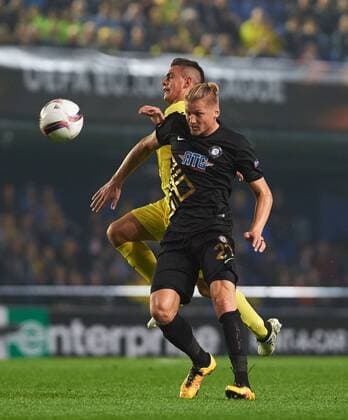 November 3, 2016 - Villarreal, Castellon, Spain - Rafael Santos Borre of Villarreal CF in action against Vaclav Prochazka of Osmanlispor FK during the UEFA Europa League Group L football match between Villarreal CF and Osmanlispor FK at El Madrigal Stadium, on November 3, 2016. Villarreal CF v Osmanlispor - UEFA Europa League  - ZUMAn230 20161103_zaa_n230_015