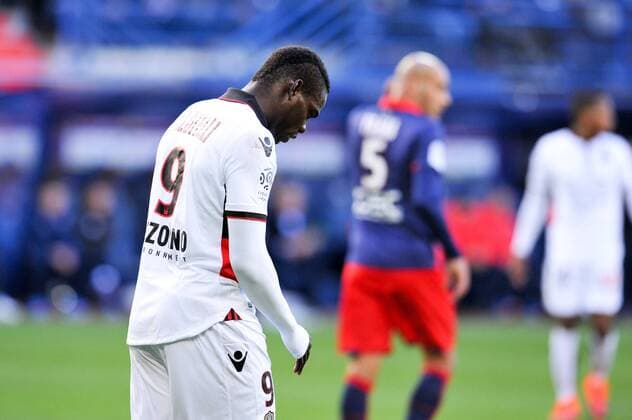 09 Mario BALOTELLI (nice) - Fussball Frankreich, Ligue 1, SM Caen vs. OGC Nice - 06 11 2016 FEP Panoramic 