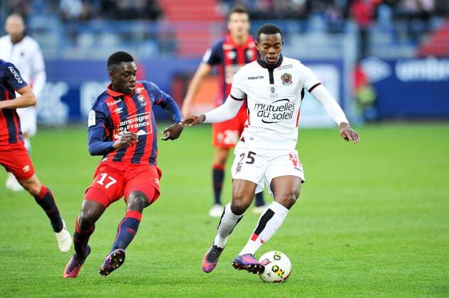 25 WYLAN CYPRIEN (nice) - 17 Jean Victor MAKENGO (caen) - Fussball Frankreich, Ligue 1, SM Caen vs. OGC Nice - 06 11 2016 FEP Panoramic 