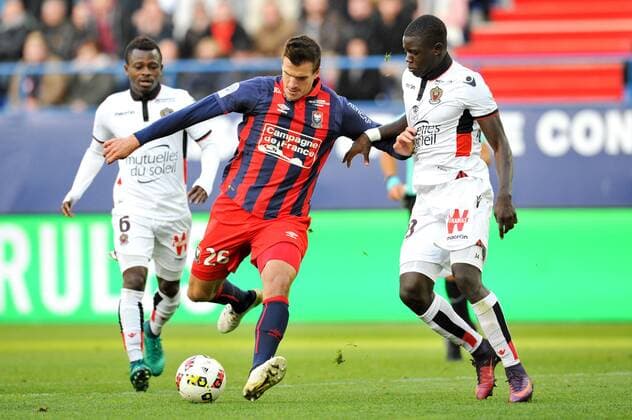 26 IVAN SANTINI (caen) - 33 Malang SARR (nice) - Fussball Frankreich, Ligue 1, SM Caen vs. OGC Nice - 06 11 2016 FEP Panoramic 