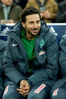 Gelsenkirchen, Germany 06.11.2016, 1. Bundesliga 10. Spieltag, FC Schalke 04 - SV Werder Bremen, Claudio Pizarro (SVW) auf der bank ( DeFodi001