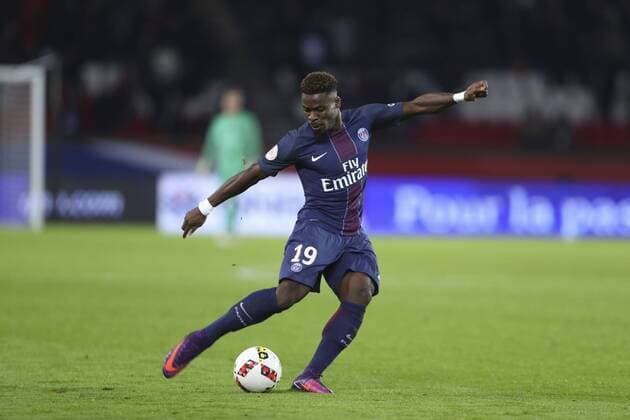 Serge Aurier (PSG) FOOTBALL : Paris St. Germain PSG vs Stade Rennes - Ligue 1 - 06 11 2016 GwendolineLeGoffx 