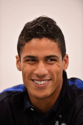 Fußball, Raphael Varane - PK Nationalteam Frankreich Raphael Varane FOOTBALL : PK - Nationalteam Frankreich - 07 11 2016 AnthonyBIBARD FEP Panoramic 