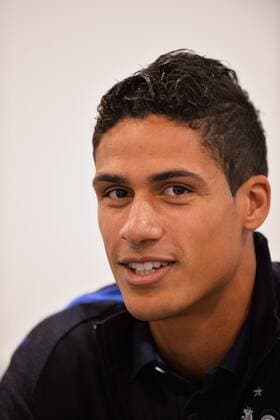 Fußball, Raphael Varane - PK Nationalteam Frankreich Raphael Varane FOOTBALL : PK - Nationalteam Frankreich - 07 11 2016 AnthonyBIBARD FEP Panoramic 