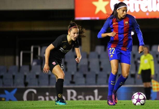November 9, 2016 - Barcelona, Calatonia, Spain - Andressa Alves and Marthe Munsterman during the Womens Champions League match between FC Barcelona Barca and FC Twente, on 09 november 2016. Barcelona v Twente - Womens Champions League  - ZUMAn230 20161109_zaa_n230_262