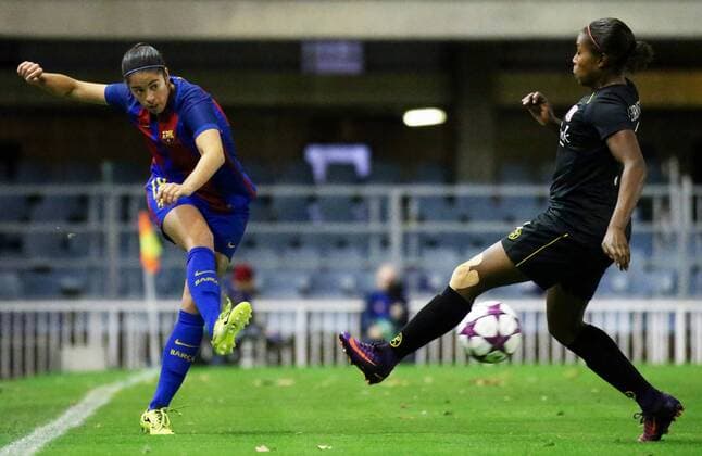 November 9, 2016 - Barcelona, Calatonia, Spain - Marta Torrejon and Lineth Beerensteyn during the Womens Champions League match between FC Barcelona Barca and FC Twente, on 09 november 2016. Barcelona v Twente - Womens Champions League  - ZUMAn230 20161109_zaa_n230_264