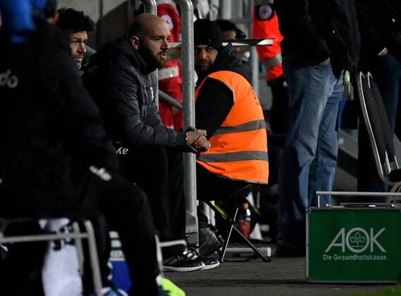 10.11.2016, xfux, Fussball Testspiel, Eintracht Frankfurt - FSV Frankfurt, emspor v.l. Trainer Roland Vrabec (FSV Frankfurt) Frankfurt am Main