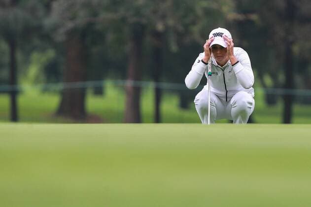 Spanish golfer Beatriz Recari in action during the first day of the Lorena Ochoa Invitational Tournament of the LPGA Golf Damen at the Golf Club of Mexico City, Mexico, 10 November 2016. LORENA OCHOA INVITATIONAL GOLF TOURNAMENT IN MEXICO CITY !ACHTUNG: NUR REDAKTIONELLE NUTZUNG!  MEX002 20161110-636144149716752748