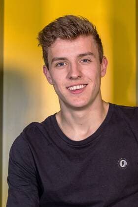 Niklas Hauptmann beim Fotoshooting. Niklas Hauptmann