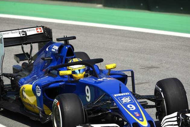 Brazil Grand Prix Formula 1 2016 SÃO PAULO, SP - 11.11.2016: BRAZIL GRAND PRIX FORMULA 1 2016 - In the photo the pilot Marcus Ericsson Sauber F1 Team. First day of free practice for the Brazil Grand Prix Formula 1 in 2016 held in Interlagos.Primeiro free training day Autodrome for the Brazil Grand Prix Formula 1 in 2016 held at the Interlagos Circuit. (Photo: Aloisio Mauricio Fotoarena) x1228606x  AloisioxMauricio