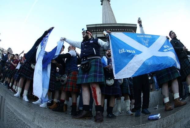 Scotland fans defend on Trafalgar Square before the FIFA World Cup WM Weltmeisterschaft Fussball Qualifying Group F match at Wembley Stadium, London. Picture date: November 11th, 2016. Pic David Klein Sportimage EDITORIAL USE ONLY. No use with unauthorised audio, video, data, fixture lists, club league logos or live services. Online in-match use limited to 120 images, no video emulation. No use in betting, games or single club league player publications.