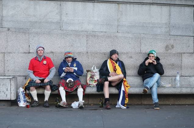 Scotland fans descend on Trafalgar Square before the FIFA World Cup WM Weltmeisterschaft Fussball Qualifying Group F match at Wembley Stadium, London. Picture date: November 11th, 2016. Pic David Klein Sportimage EDITORIAL USE ONLY. No use with unauthorised audio, video, data, fixture lists, club league logos or live services. Online in-match use limited to 120 images, no video emulation. No use in betting, games or single club league player publications.