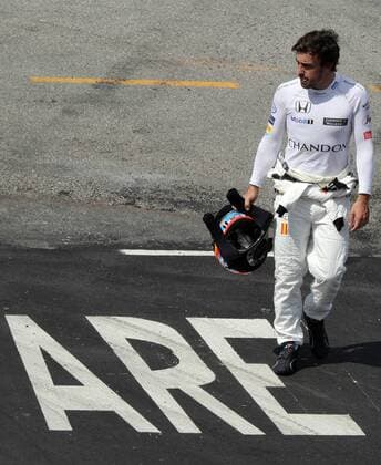 Brazil Grand Prix Formula 1 2016 SÃO PAULO, SP - 11.11.2016: BRAZIL GRAND PRIX FORMULA 1 2016 - Fernando Alonso (ESP) McLaren Honda F1 Team during the second free practice for the Brazil Grand Prix Formula 1 in 2016 held at the Interlagos Circuit on the morning of Friday. (Photo: Rodolfo Buhrer La Imagem Fotoarena) x1228805x  RodolfoxBuhrer