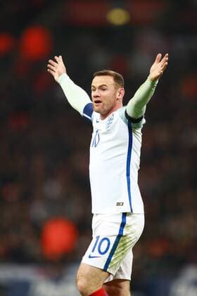 England v Scotland - FIFA World Cup WM Weltmeisterschaft Fussball 2018 Qualifier . . London, UK . . 11.11.2016 Wayne Rooney (E) 
