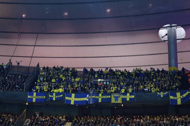Fußball, WM Quali, Frankreich - Schweden 161111 Svenska supportrar Frankreich - Schweden Nationalteam Länderspiel WM Quali Paris  Copyright: PETTERxARVIDSON BB161111PA121