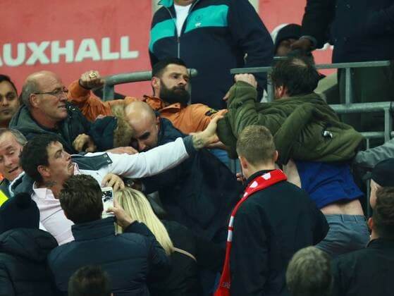 England v Scotland - FIFA World Cup WM Weltmeisterschaft Fussball 2018 Qualifier . . London, UK . . 11.11.2016 Fighting broke out amongst some England supporters, leaving one man covered in blood. 