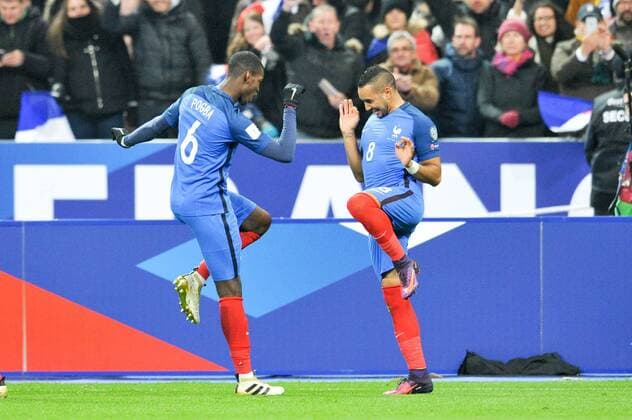 06 Paul Pogba (fra) - 08 DIMITRI PAYET (fra) - JOIE FOOTBALL : Frankreich - Schweden Nationalteam Länderspiel - WM Quali - 11 11 2016 FEP Panoramic 