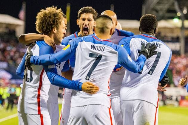USA s Bobby Wood (7) celebrates his goal during the Men s International Soccer World Cup Qualifier match between Mexico and the United States at MAPFRE Stadium on Nov 11, 2016 in Columbus, OH. CSM Soccer 2016: Mexico vs United States NOV 11 - ZUMAc04_ 20161111_zaf_c04_209