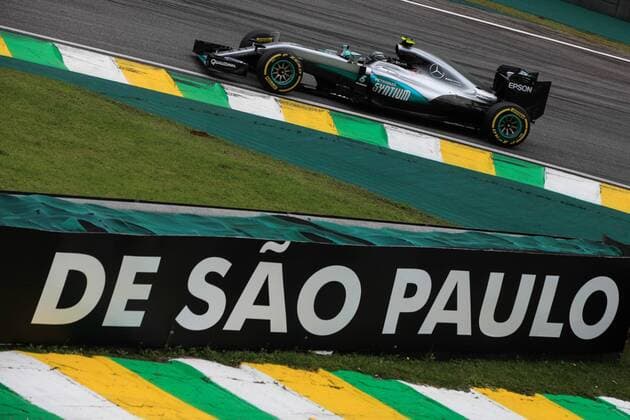 Bilder des Tages - SPORT Formel 1, GP Brasilien German driver Nico Rosberg from Mercedes in action during the third free practice of Brazil s Formula One Grand Prix at Interlagos race track in Sao Paulo, Brazil, 12 November 2016. The GP will be celebrated tomorrow 13 November. BRAZIL S FORMULA ONE GRAND RPIX !ACHTUNG: NUR REDAKTIONELLE NUTZUNG!  SAO001 20161112-636145741544963457
