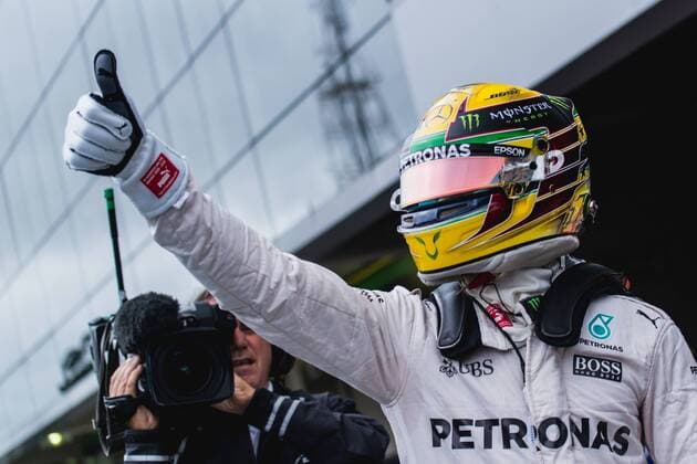 Formel 1, GP Brasilien Brazil Grand Prix Formula 1 2016 SÃO PAULO, SP - 12.11.2016: BRAZIL GRAND PRIX FORMULA 1 2016 - Lewis Hamilton (GBR) Mercedes AMG Petronas F1 Team after qualifying the Brazil Grand Prix Formula 1 2016 held at the Interlagos Circuit on Saturday. (Photo: Victor Eleutério Fotoarena) x1229350x  VictorxEleutério