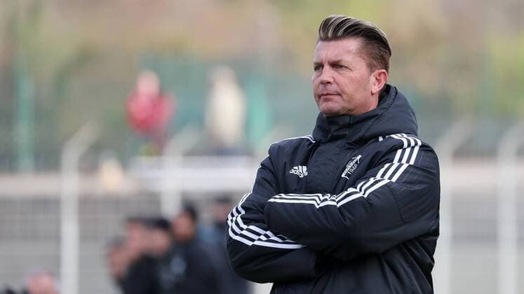 Colin Bell (Trainer, Sand), Einzelbild, Aktion, Action, Fussball, Allianz Frauen-Bundesliga, SC Freiburg - SC Sand, xozx