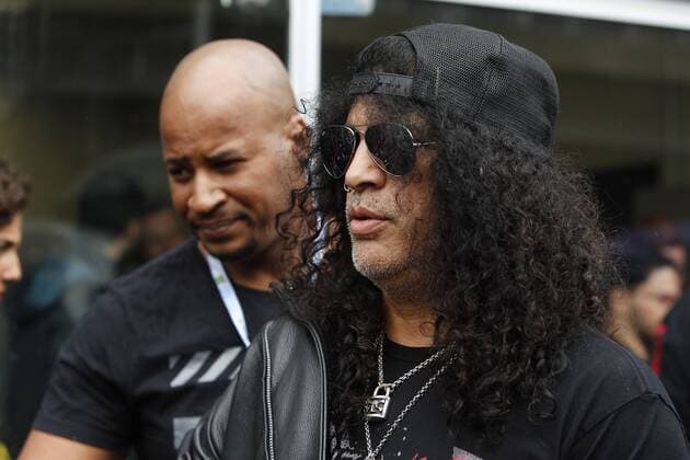 Grande Pr?mio do Brasil de F?rmula 1 2016 SÃO PAULO, SP - 13.11.2016: GRANDE PRÊMIO DO BRASIL DE FÓRMULA 1 2016 - The guitarist of Guns N & 39;Roses Slash in the paddock during the Brazil Grand Prix Formula 1 in 2016 held at the Interlagos Circuit on Sunday. (Photo: Rodolfo Buhrer La Imagem Fotoarena) x1229474x  RodolfoxBuhrer