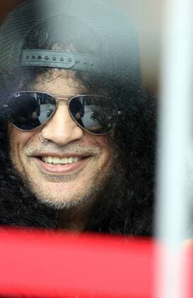 Grande Pr?mio do Brasil de F?rmula 1 2016 SÃO PAULO, SP - 13.11.2016: GRANDE PRÊMIO DO BRASIL DE FÓRMULA 1 2016 - The guitarist of Guns N & 39;Roses Slash in the paddock during the Brazil Grand Prix Formula 1 in 2016 held at the Ilagos Circuit on Sunday. (Ph (Photo: Rodolfo Buhrer La Imagem Fotoarena) x1229478x  RodolfoxBuhrer