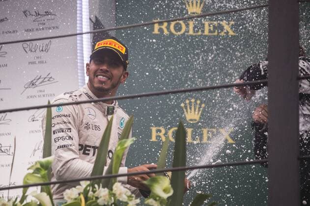 Grande Pr?mio do Brasil de F?rmula 1 2016 SÃO PAULO, SP - 13.11.2016: GRANDE PRÊMIO DO BRASIL DE FÓRMULA 1 2016 - Lewis Hamilton celebrates victory during the Brazil Grand Prix Formula 1 in 2016 held at the Interlagos Circuit on Sunday. (Photo: Victor Eleutério Fotoarena) x1229650x  VictorxEleutério