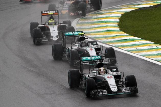 Brazilian Grand Prix, Sao Paulo 10 - 13 November 2016 13.11.2016 - Race, Lewis Hamilton (GBR) Mercedes AMG F1 W07 Hybrid, Nico Rosberg (GER) Mercedes AMG F1 W07 Hybrid and Sergio Perez (MEX) Sahara Force India F1 VJM09 