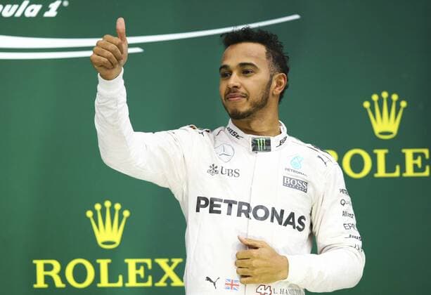 Grande Pr?mio do Brasil de F?rmula 1 2016 SÃO PAULO, SP - 13.11.2016: GRANDE PRÊMIO DO BRASIL DE FÓRMULA 1 2016 - In the picture the Lewis Hamilton team Mercedexs AMG Petronas F1 Team celebrates victory in the Grand Prix of Brazil Formula 1 in 2016 held this Sunday (13) at the Interlagos Circuit. (Photo: Aloisio Mauricio Fotoarena) x1229684x  AloisioxMauricio
