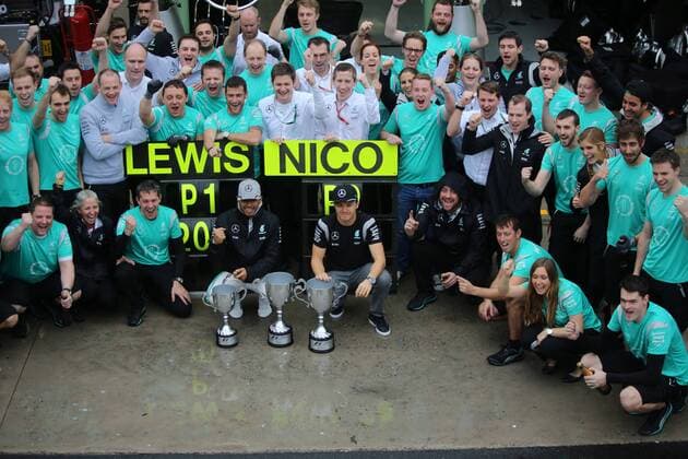 Brazilian Grand Prix, Sao Paulo 10 - 13 November 2016 13.11.2016 - Race, Celebration, Lewis Hamilton (GBR) Mercedes AMG F1 W07 Hybrid race winner and 2nd position Nico Rosberg (GER) Mercedes AMG F1 W07 Hybrid 