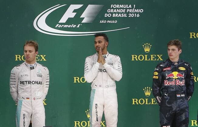 Grande Pr?mio do Brasil de F?rmula 1 2016 SÃO PAULO, SP - 13.11.2016: GRANDE PRÊMIO DO BRASIL DE FÓRMULA 1 2016 - Nico Rosberg (GER) Mercedes AMG Petronas F1 Team, Lewis Hamilton (GBR) Mercedes AMG Petronas F1 Team and Max Verstappen (NED) Red Bull Racing during the Brazil Grand Prix Formula 1 in 2016 held at the Interlagos Circuit on Sunday. (Photo: Rodolfo Buhrer La Imagem Fotoarena) x1229764x  RodolfoxBuhrer