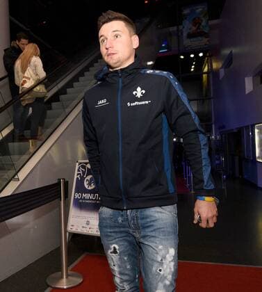 14.11.2016, xfux, Fussball 1.Bundesliga, SV Darmstadt 98 Kinopremiere 90 Minuten 98 im Kinopolis in Darmstadt, emspor emonline deloka, v.l. Denys Oliynyk Oliinyk (SV Darmstadt 98) Darmstadt