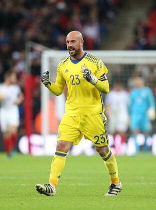 Spain s Pepe Reina celebrates his sides second goal during the friendly match at Wembley Stadium, London. Picture date November 15th, 2016 Pic David Klein Sportimage EDITORIAL USE ONLY. No use with unauthorised audio, video, data, fixture lists, club league logos or live services. Online in-match use limited to 120 images, no video emulation. No use in betting, games or single club league player publications.