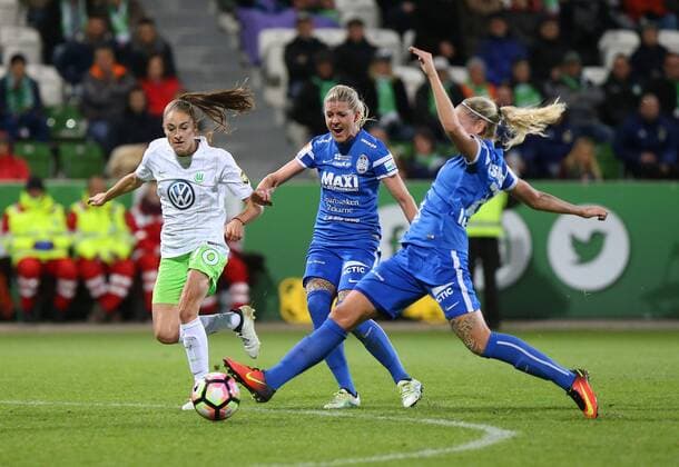 Wolfsburg vs Eskilstuna, CL Frauen Wolfsburg, Deutschland 17.11.2016, FUßBALL - VfL Wolfsburg vs Eskilstuna United DFF, 1 8 Finale, UEFA Frauen Champions League, Saison 2016-17. Bild zeigt:Tesse Wullaert (VfL Wolfsburg) Wolfsburg