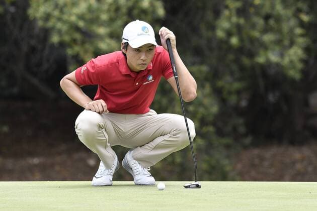 19.11.2016. Royal Sydney Golf Club, Sydney, Australia. Emirates Australian Open Golf 3rd Round. Amateur Min Woo Lee of Australia lines up a putt. xNigelxOwenx  ActionPlus11810980