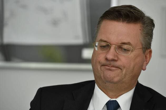 05.09.2016 - kicker Sportmagazin - Gespräch Talk Redaktionsbesuch - Reinhard Dieter Grindel - Präsident Deutscher Fussball Bund DFB - -